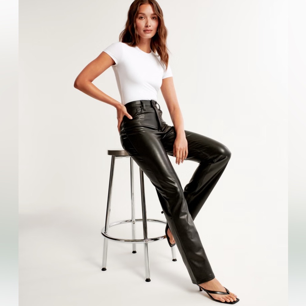 Abercrombie & Fitch | Vegan Leather 90s Straight Pant